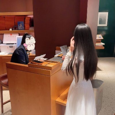 JoelleKokhabi's profile picture. Sketching dreams🩶