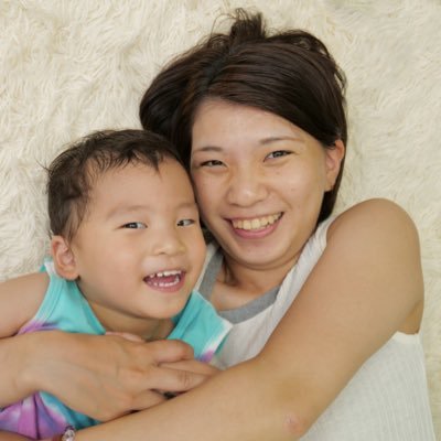 hinata_douga214's profile picture. 【動画収益で子どもにおもちゃを買える喜びを】 スクール卒業後6か月で収益化｜最初の3秒で心を掴む｜スクールで聞けない動画編集のコツを伝授｜ライバルと差をつけて案件獲得｜後悔しない行動を起こそう｜子どもにプチ贅沢できる｜2児のママ