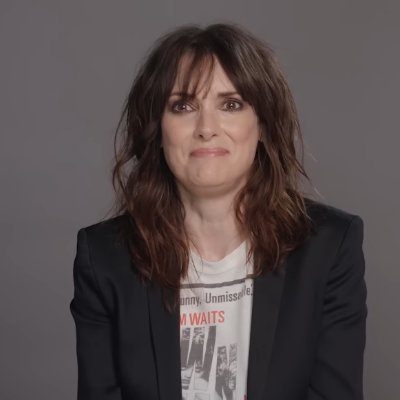 'Take your broken heart and turn it into art'-*Carrie Fisher* Slytherin with Pride--Winona 4ever-Johnny Depp is Innocent--I'm a queen like a lion 🍒-