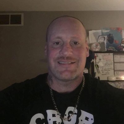 RobbFilippes617's profile picture. 