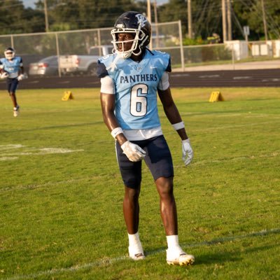Dr.Phillips high school 🐾• Student-Athlete• 3.6 gpa•c/o 2026• CB • 6’0/180lbs • Email: fortilienmchenry8@gmail.com •https://t.co/vtxJMQ6VQH