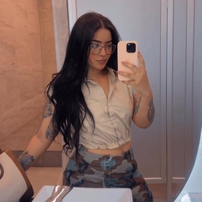 🃏 ᴀ ᴠᴇᴄᴇꜱ ᴇꜱᴄʀɪʙᴏ • ♈️ 🇪🇨 • ᴘᴇʀꜱᴏɴᴀʟ 🏋🏻♀️ • 🐈⬛ Cᴀᴛ ʟᴏᴠᴇʀ • Eɴɢ/Sᴘᴀ • Mᴀᴋᴇ-ᴜᴘ ᴀʀᴛɪsᴛ • 🐊 ꜰᴀɴᴀ́ᴛɪᴄᴀ ᴅᴇʟ ᴛᴇɴɪꜱ, ᴇᴍᴇʟᴇᴄ ʏ ʟᴀ ꜱᴀʟꜱᴀ 🪇