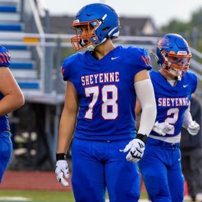 GraysonMow's profile picture. 2027 | OT/DL #78 | 6'4½" 265lbs | 80" wingspan | 3.8 GPA | Track & Field | Psalms 107:8 | West Fargo Sheyenne HS