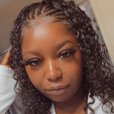 8|16 🥳 ♌️ • GirlMuva 3/1/15💕 • BoyMuva 1/10/24💙Married