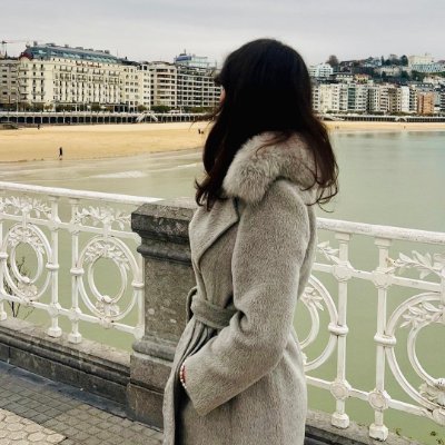 Bella15991's profile picture. I don't want to cover myself with lies. The truth is our reason for living.😊