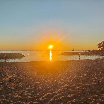 Carl38448327's profile picture. Just here to look around and observe the culture... My eyes, they're burning!!! Previously followed by 95% bots before they were raptured by Elon