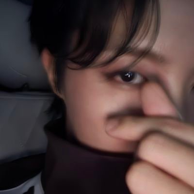 vurplekoo's profile picture. 아포방포 💜 | 🐻🐿 biased