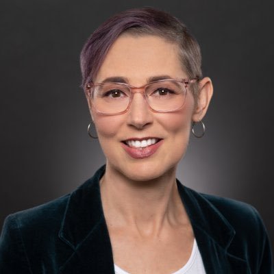Educator, consultant, speaker. #p2p #opensource #blockchain #sharing #community #socialimpact #blacklivesmatter caterinarindi.eth