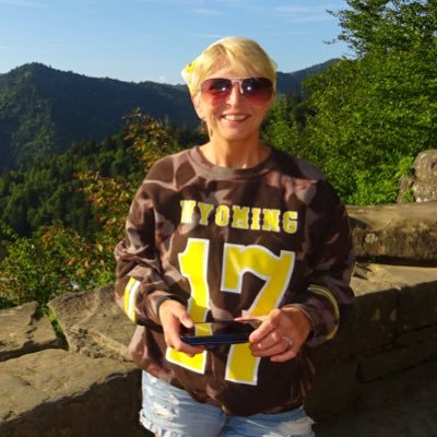 cjbukatz's profile picture. Just a wino obsessed with the Bills ❤️💙 Survivor 🎀 #BillsMafia #GoBills