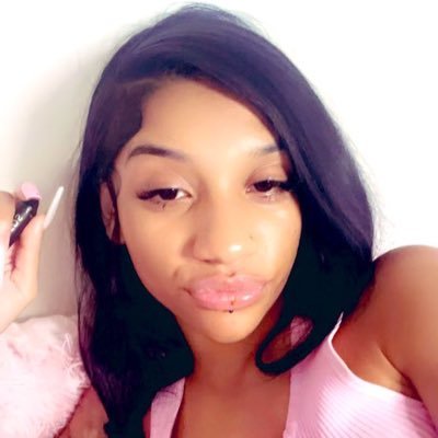 Black & Mexican 🤎 | 18+ | click the link ➡️ https://t.co/FZmlwxkRzR | IG: theyluvvspecial