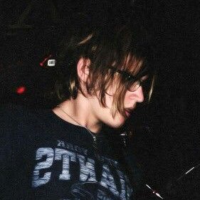 triipmine's profile picture. new acc @pupkeyway NOT USING DIS.