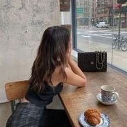 Hise4516152's profile picture. 