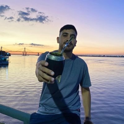 luisgalm_'s profile picture. Tomen mate. Sean felices, no jodan al prójimo 🧉