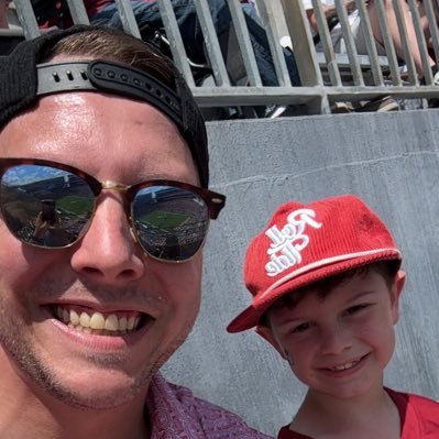 Boy Dad - Army vet - #YEET - #EveryoneN - #RollTide - #ThunderUp - #Preds - #ChopOn - Co-Host of @OffTheTopMic Podcast.