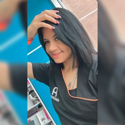 nanaonate's profile picture. Isaías 40:29! :) KAKI 💝 Soy Amable, Soy muy penosa aveces, Cariñosa, Agresiva..etc! :D Amo Demasiado A Dios, Mi vida va en Torno a El :) LGBT 🏳️‍🌈 ♡♫♪