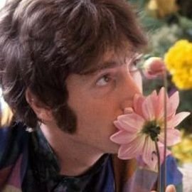 paul macca & davy jones' gbf # john lennon basically # mclennon expert & billy shears fan