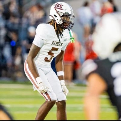 C/O 2026. 6'4” 182lbs. Student/Athlete WR Football•Basketball•Track and Field•3.0 gpa 4.46/40 Legacy High School | (229) 296-9001