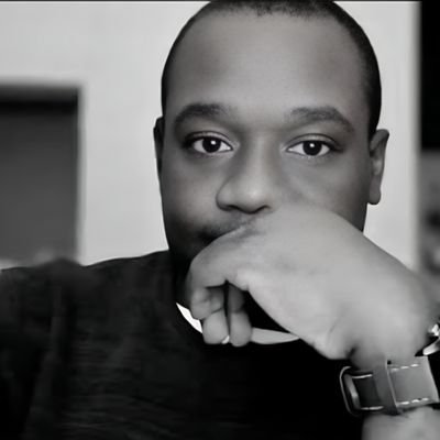 mannk25's profile picture. Human.