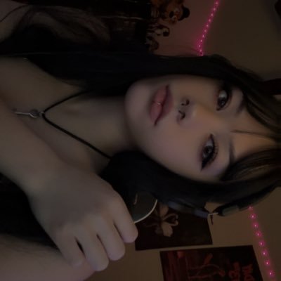 Streamer | $ClipzzoLive | she/her | 21 | @herlillia