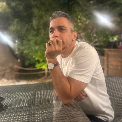 Mohseni118055's profile picture. احسان هنری نیست به امیدی تلافی، نیکی به کسی کن که به کار تو نیاید. (صائب تبریزی): Phd of accounting