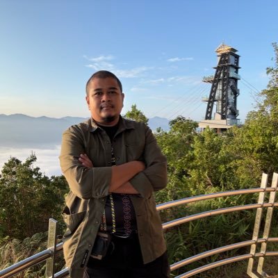 A Trilingual Man | 🇲🇾Malay, 🇹🇭Thailand, 🇬🇧English