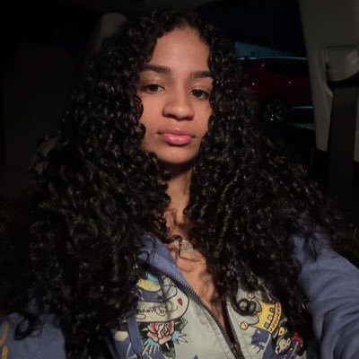 _thatgirlk_'s profile picture. ♊︎ • 🪬  ᴋꜱʙʟᴏᴏᴍʀᴏᴏᴍ 🌸