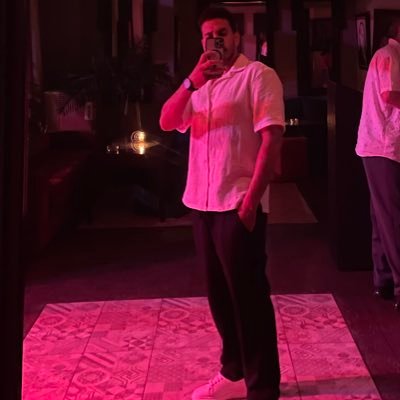 yoseftahiri's profile picture. la vache qui rit pas la vie