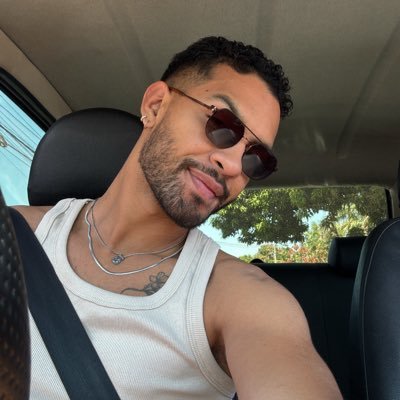 ttransttornado's profile picture. 