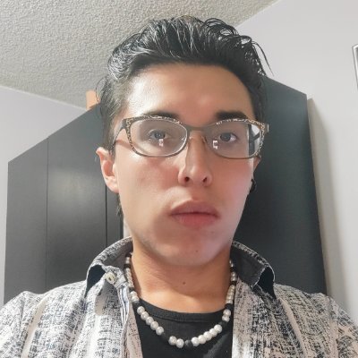 Perfil de un corazón herido. 🏹
Disfrutando El Momento Entre La Mentira Y La Hora En La Cual Se Descubre.
