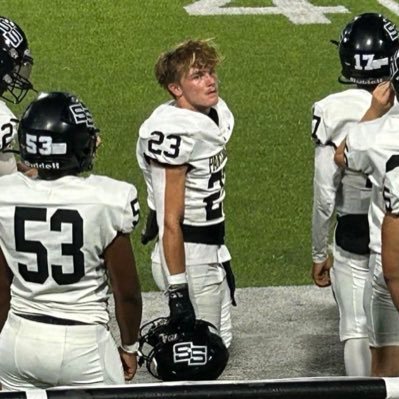 Smith Station Alabama , Class of 28//Track//Football//6”1//184lbs//OLB/Longjump 23ft//4.47 40//40in vert//kstathen@icloud.com//334-947-4583