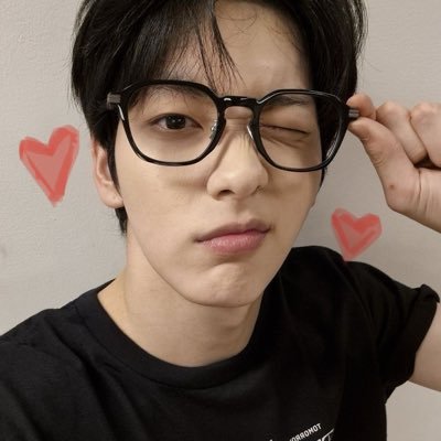 . ݁₊ ⊹ . ݁˖ . ݁ i love tubatu | new to moa twt!