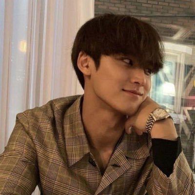 buffalowyngs_'s profile picture. stealing 🆒️ friends, liker. nasa ig.