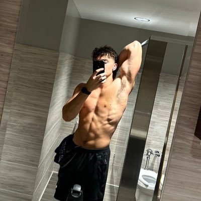 realadamwhite_'s profile picture. pro wrestler | 20 | 6’5, 200lbs | trained by: @WWERollins📩:adamwhitewrestling@gmail.com