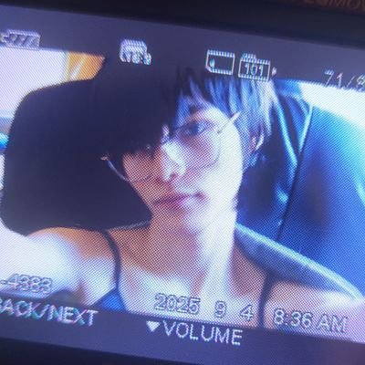 astro8352's profile picture. 💚🏳️‍⚧️💜 | she/her | to boldly go | -- Crystal Kingdom Denies the Request. --