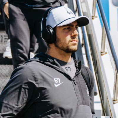 University of Idaho #57 Long Snapper, All American 5-Star Scholarship player. X Longsnapping instructor V's up !