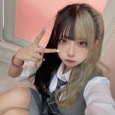 @DIAL_0301 にいます よく食べてよく飲みます笑い声がバックタービン🙂Lv21🍬 171cm🍬📛カロエ💪