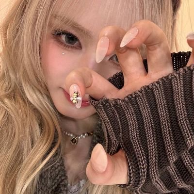 kitnkxo's profile picture. one look give em whiplash | #aespa #ive #onepiece #tadc #hsr #animetwt #kpoptwt #shitpost #wlw