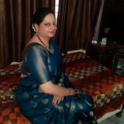 बंदे तू कर बंदगी, तो पावै दीदार,
औसर मानुष जन्म का, बहुरि न बारम्बार
Yes, I am Secular, I am Liberal.