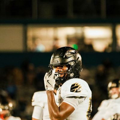 Ceilux7's profile picture. #83 TE 6’3 200 | Citrus valley | class of 2027