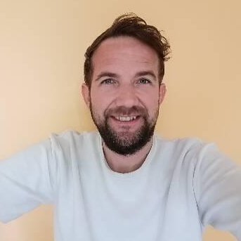 📰 Journaliste plurimédia qui travaille notamment pour @puremedias et @jdmofficiel
✍🏻 Adore écrire sur les émissions TV et les séries animées comme #Miraculous