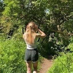 Aborouksa325's profile picture. 