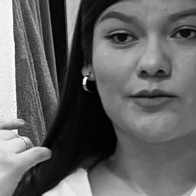 PerlaChvez12's profile picture. 