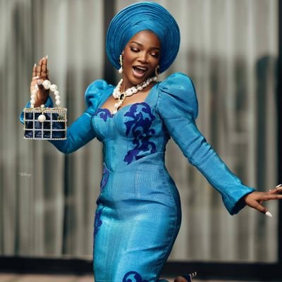 Africa's #1 Wedding Website Instagram/Facebook: @BellaNaijaWeddings | Pinterest: @BellaNaijaWed Email: weddings@bellanaija.com