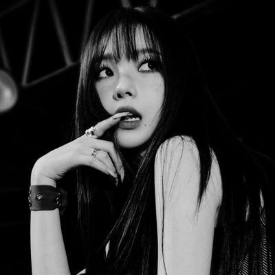 ⠀⠀⠀ Besos que rasgan la piel ៸ 彼岸花 ʾʾ ﹙ 𝐍𝐄𝐎 ﹚ 2000. parle de moi à la lune ࣪ . — ⠀⠀⠀⠀⠀⠀⠀⠀⠀⠀⠀⠀⠀⠀⠀⠀⠀⠀⠀⠀⠀⠀⠀⠀⠀⠀⠀⠀⠀