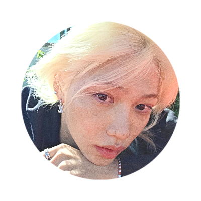 ⠀ ⠀ ⠀ ♡̸ ͎࣪ 𝗦𝗢𝗙𝗧𝗖𝗢𝗣𝗬 ˓ 2000 ˒ Petals of 𝑎𝑚𝑜𝑢𝑟𝑒, freckles kissed by dawn——𝑳𝒆𝒆 𝑭𝒆𝒍𝒊𝒙, the sweetest hymn 𑁍ࠬܓ