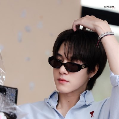 🤍 อามมี่อยู่ในสายเลือด
รักการอ่านนิยายเป็นชีวิตจิตใจ