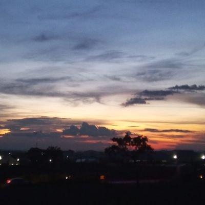 Football | Photography 🖼️ | Unbiased Opinion on Whatever ......Purpose driven; humble ego to conquer anew.
