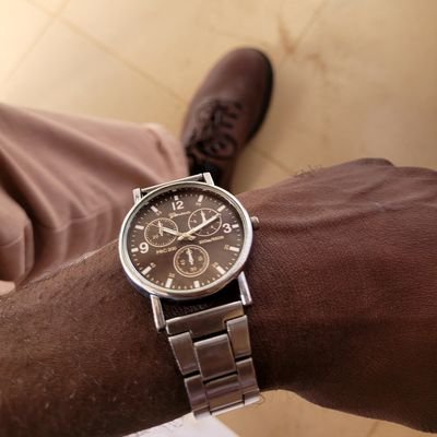 philip_cs's profile picture. Phone & Phone Accessories Broker.   
                             I Follow Back