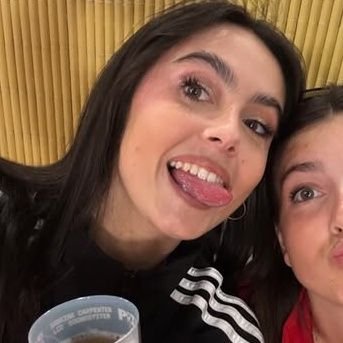 once chiara oliver and violeta hodar took out el parque and my whole life changed.