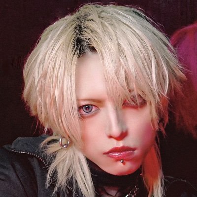 ■作曲,Mixエンジニア https://t.co/iQLl3aOJ1z
■Vocal,作詞,作曲 @RENGEKIofficial
■CIELMODE(アパレル) https://t.co/Ip6MC3zI6U
■メンバーシップ https://t.co/FvSETMNYXR